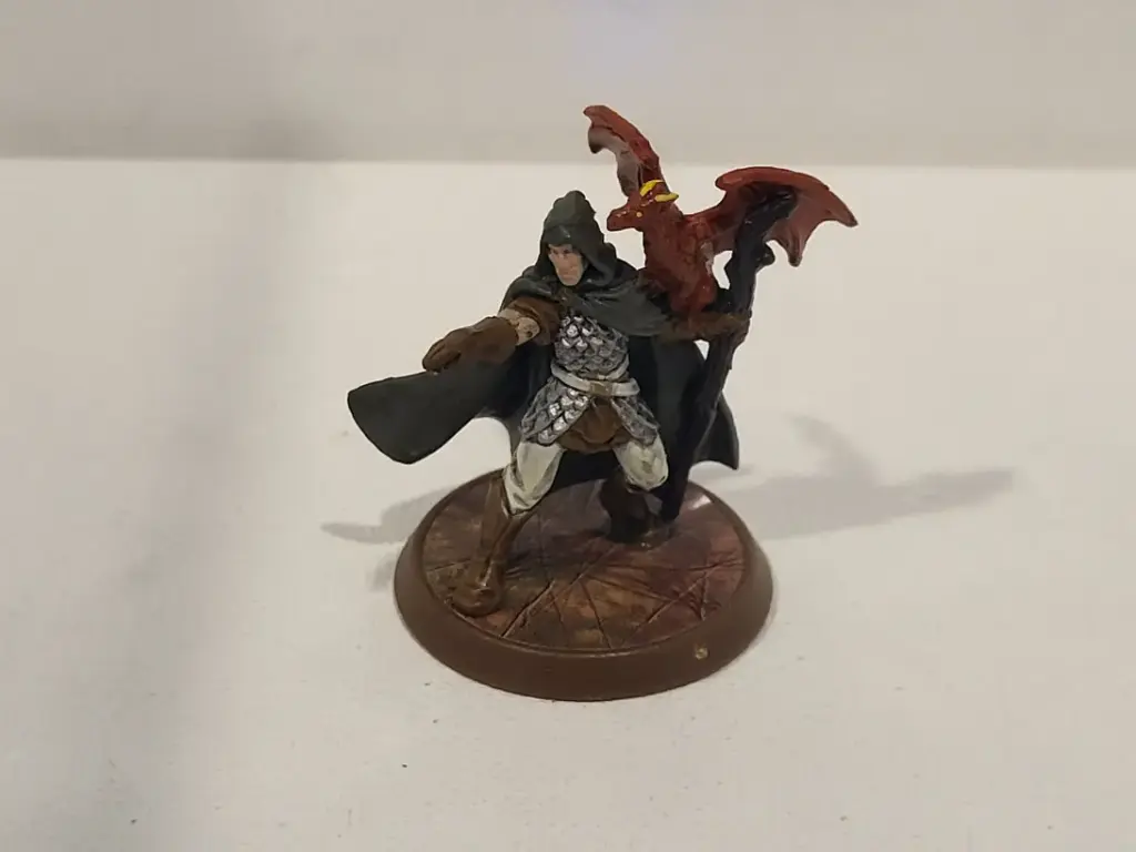 Sonlen (Figure Only)